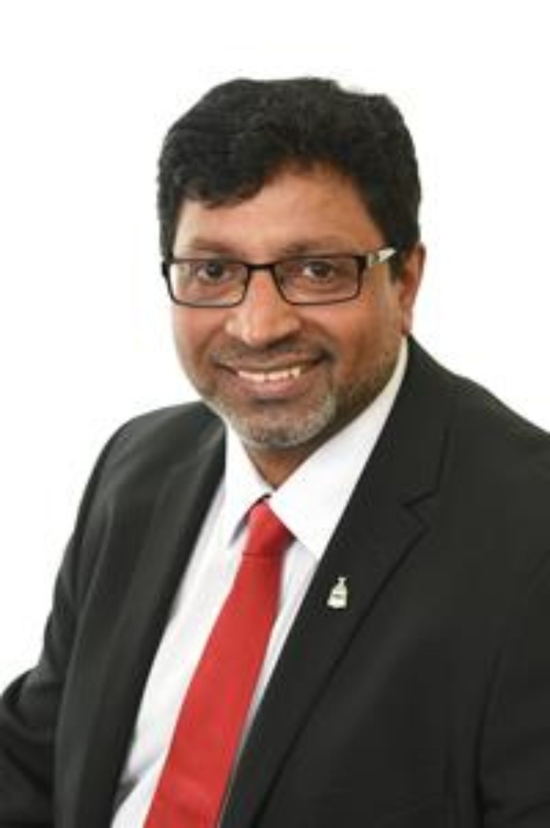 Councillor Shaukat Hussain